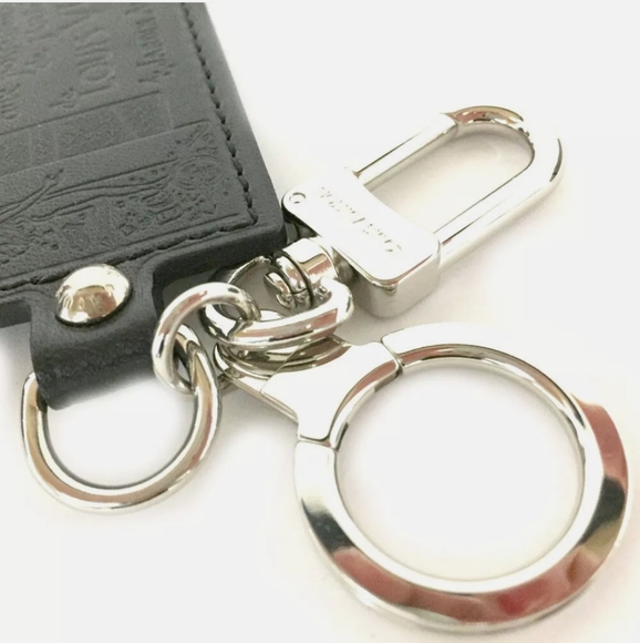 LOUIS VUITTON PORT CLES BLACK LEATHER KEY RING HOLDER CHARM/F0539 (NWT). - Picture 5 of 16